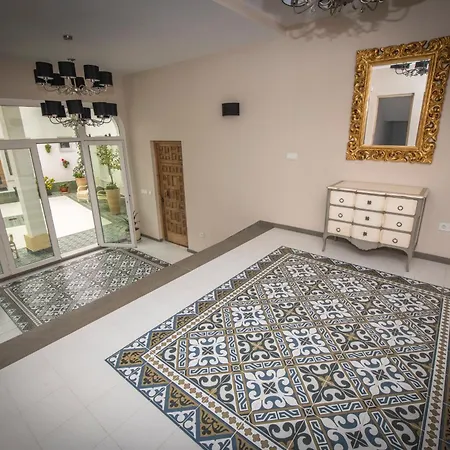 Apartamento Palacio El Duende Old Town Parking Gratis Terraza Vista Catedral Alcazar *