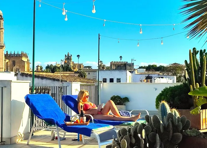 Palacio El Duende-parking Privado-terraza Vista Catedral Old Town Apartment *